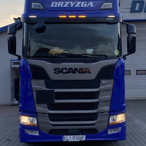 niebieska-scania(1)